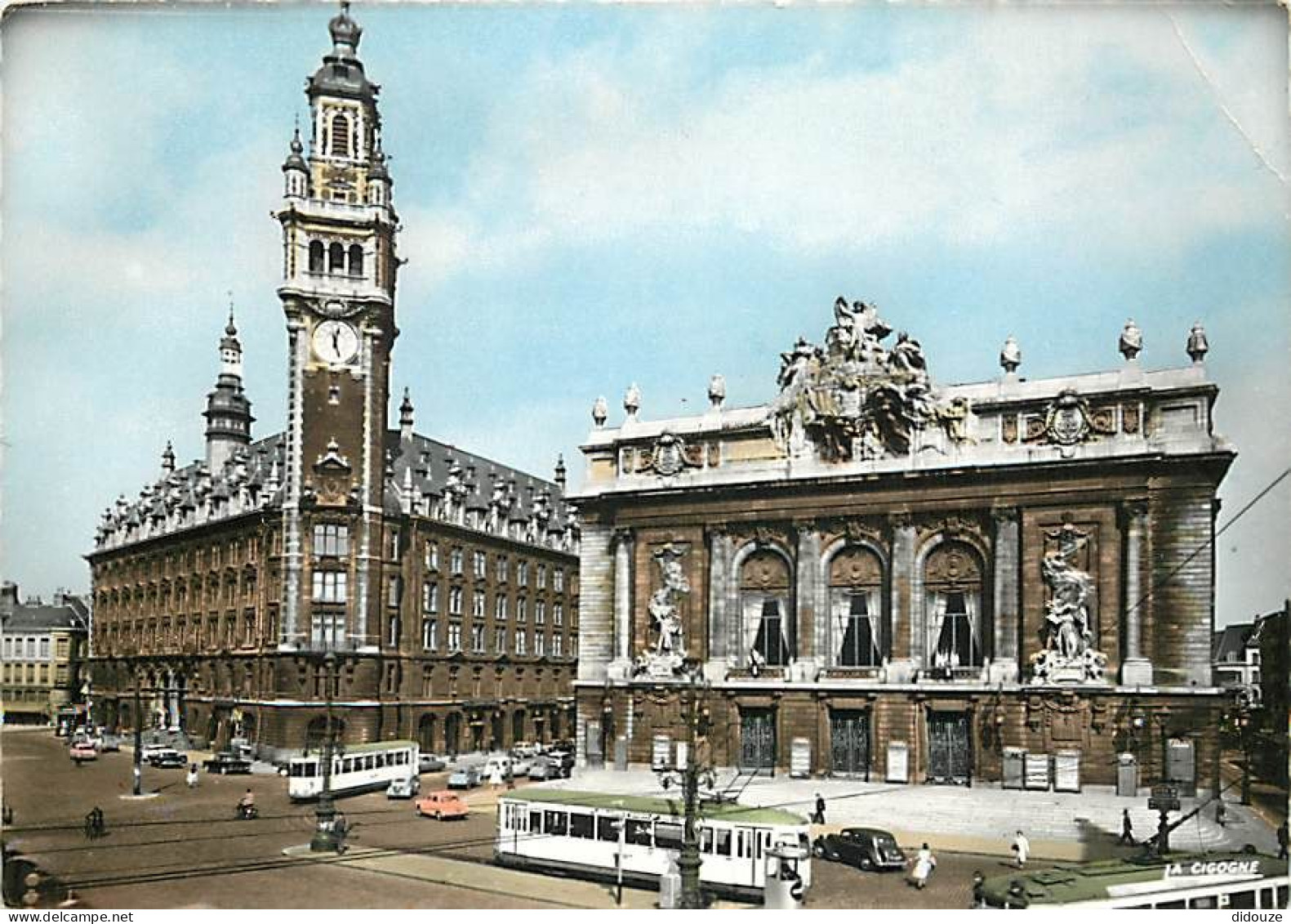 59 - Lille - Place Du Théâtre Et La Bourse - Animée - Automobiles - Tramway - Mention Photographie Véritable - CPSM Gran - Lille