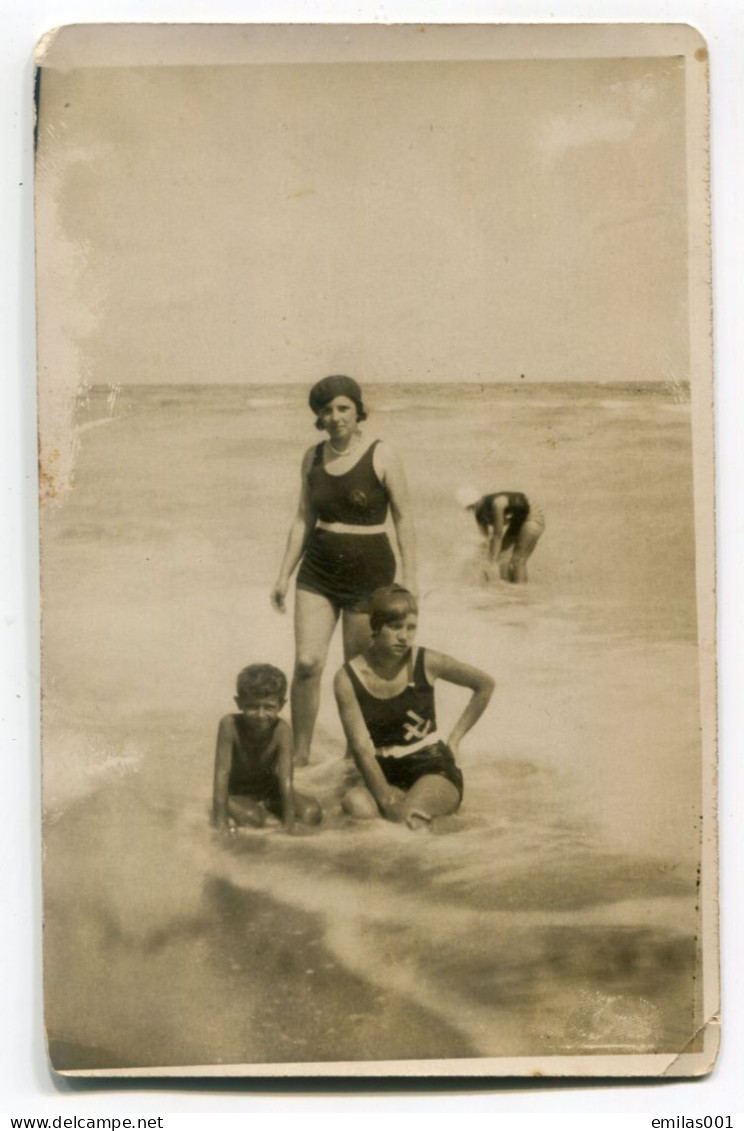 Photo Originale , Femmes En Maillot De Bain , Dim. 8.5 Cm X 14.0 Cm - Anonymous Persons