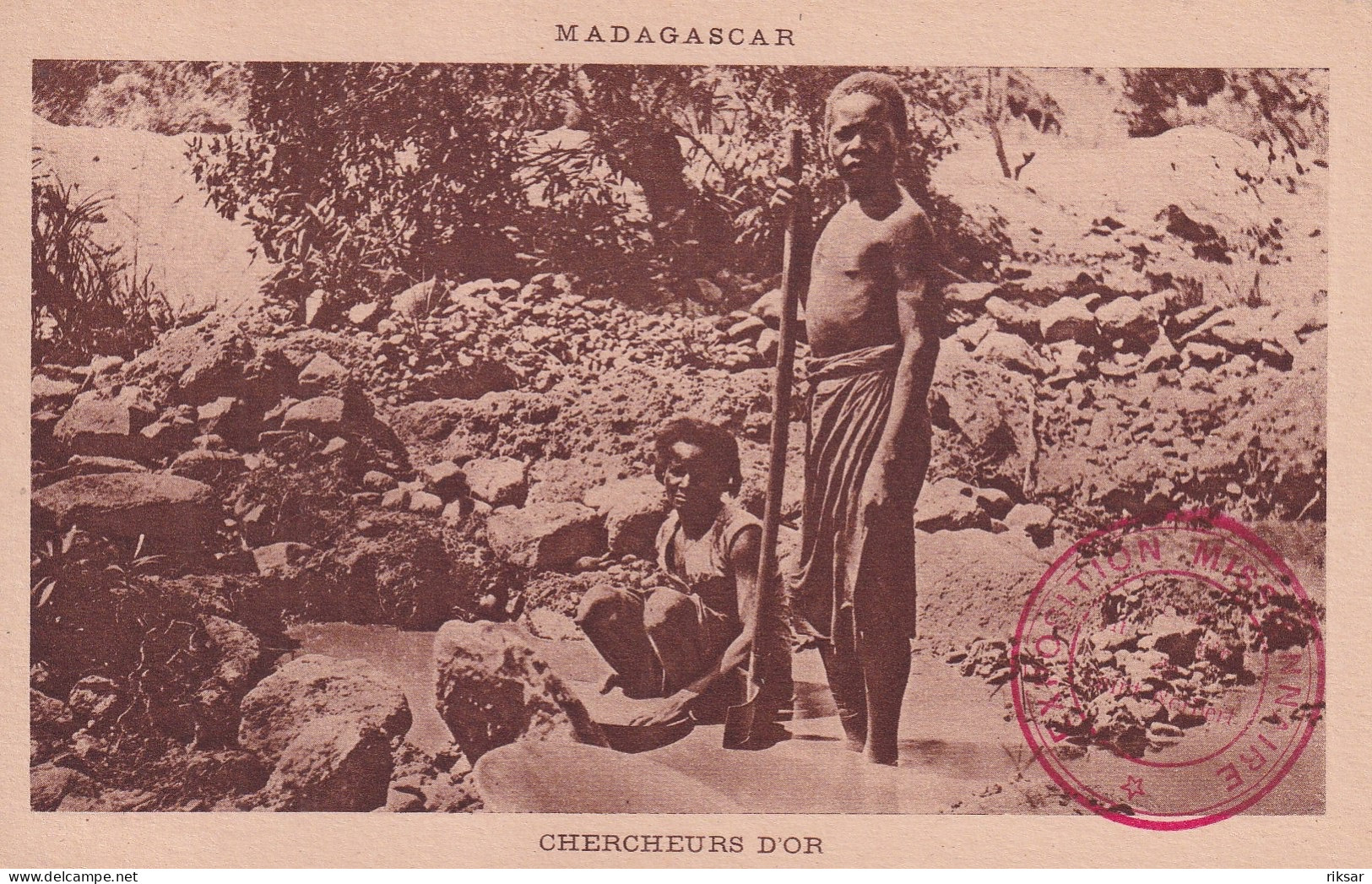 MADAGASCAR(TYPE) CHERCHEUR D OR - Madagascar