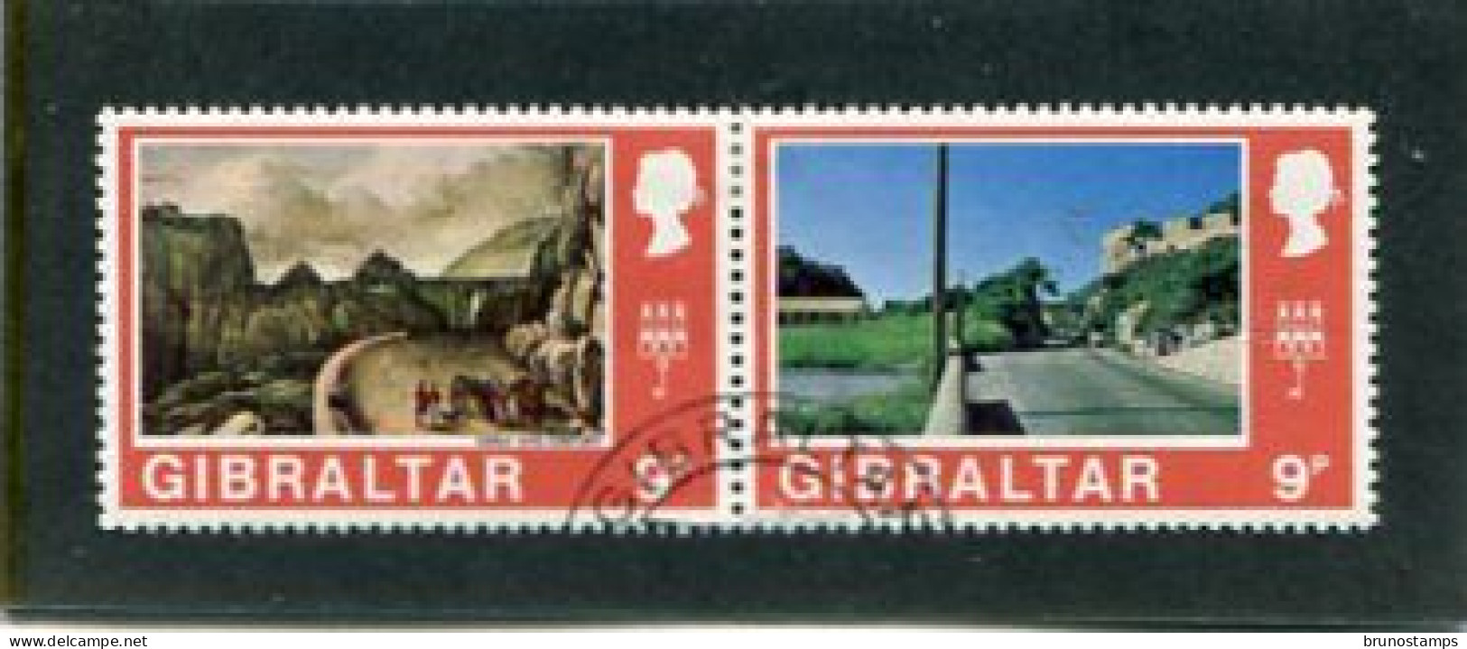 GIBRALTAR - 1971  9p  DEFINITIVE PAIR  FINE USED - Gibraltar