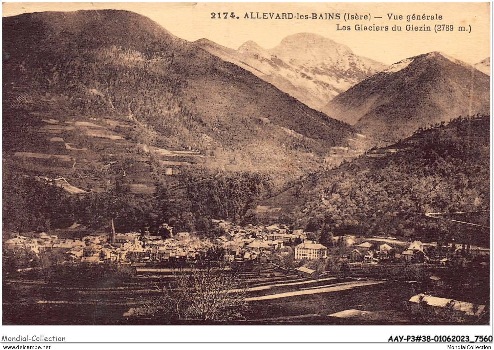 AAYP3-38-0240 - ALLEVARD-LES-BAINS - Vue Generale - Les Glaciers Du Glezin - Allevard