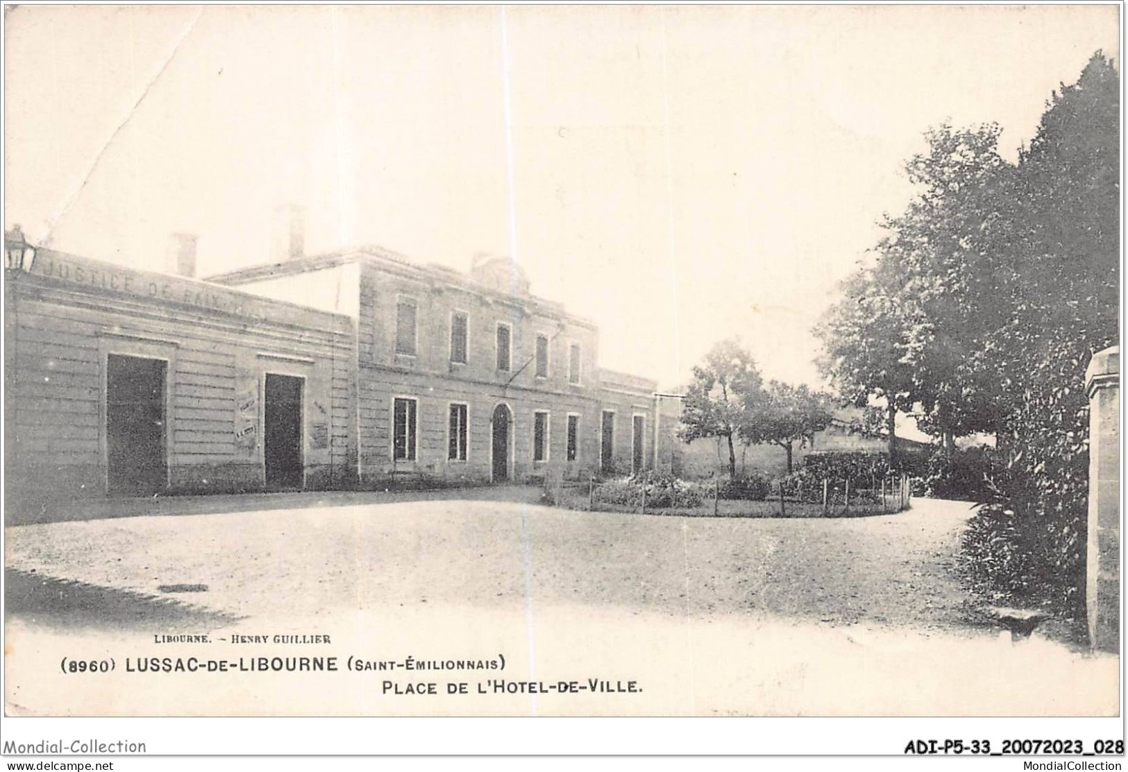 ADIP5-33-0389 - LUSSAC-DE-LIBOURNE - Place De L'hôtel-de-ville  - Libourne