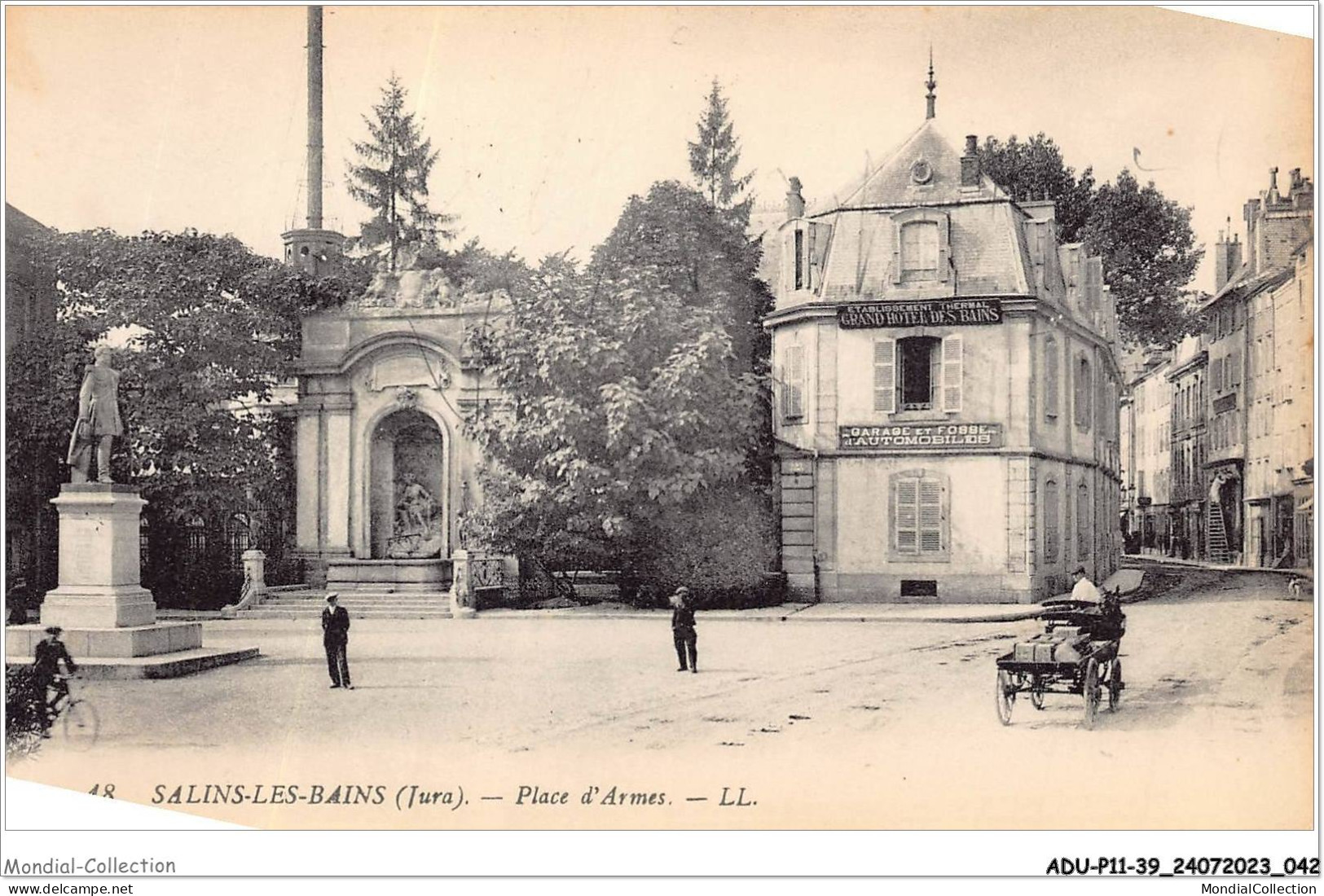 ADUP11-39-0941 - SALINS-LES-BAINS - Place D'armes  - Dole