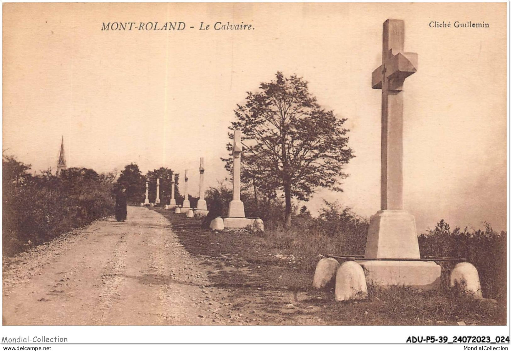 ADUP5-39-0365 - MONT-ROLAND - Le Calvaire  - Dole