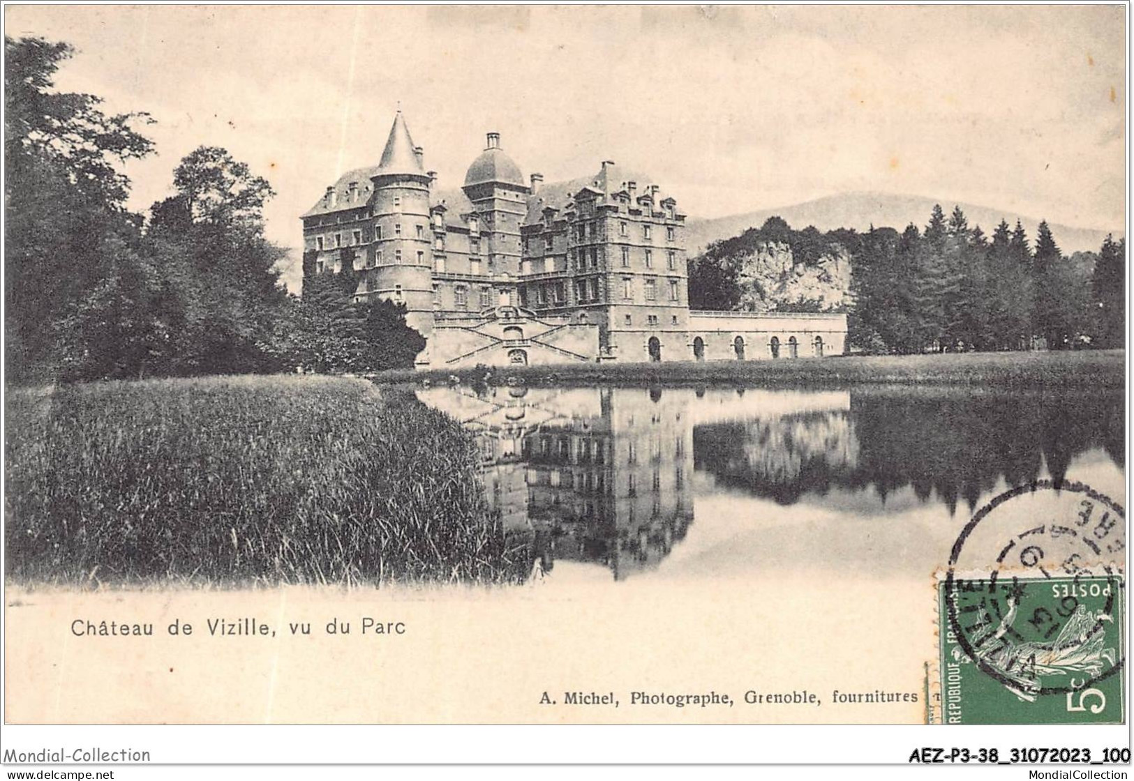 AEZP3-38-0242 - Chateau De VIZILLE - Vu Du Parc - Vizille