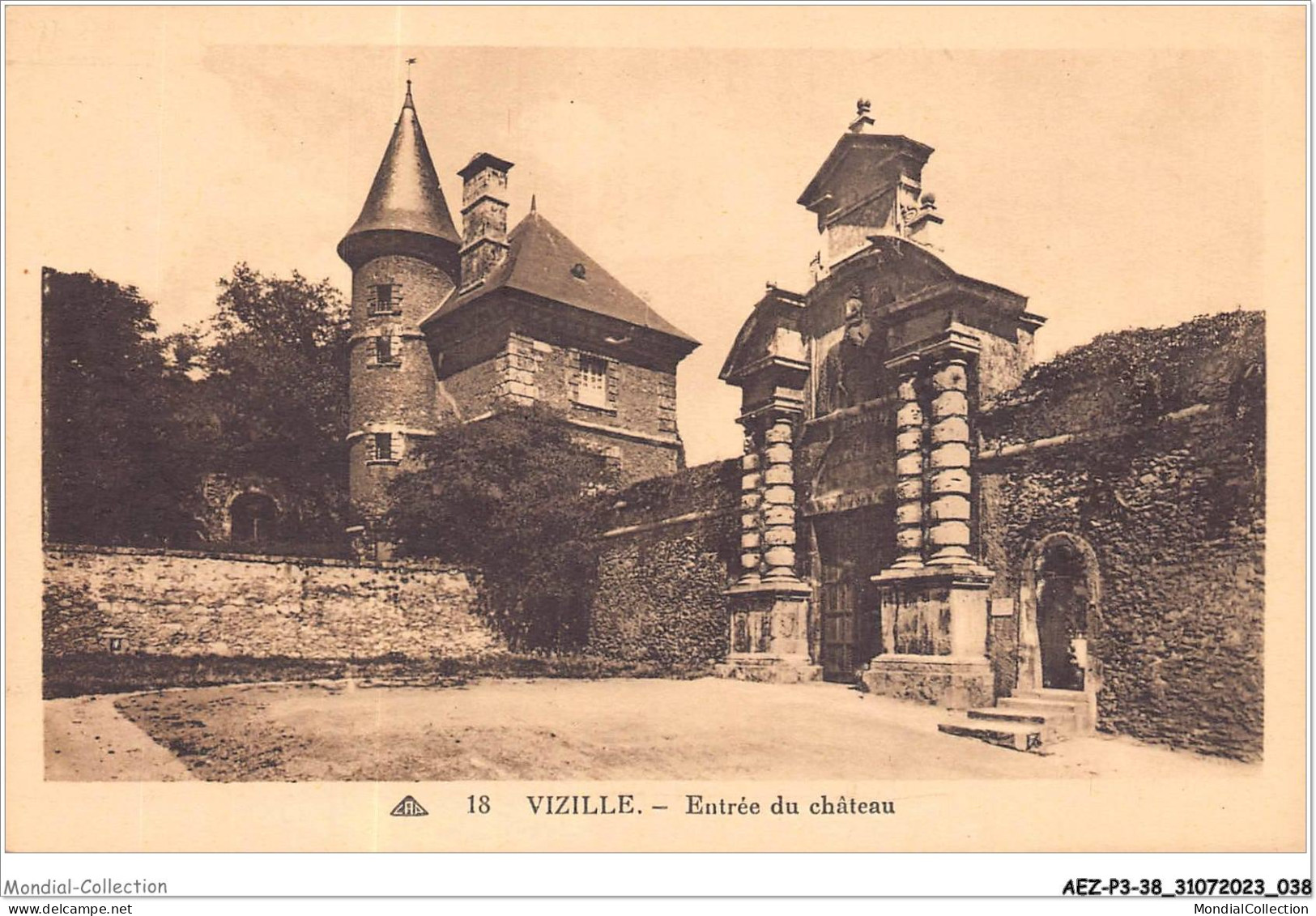 AEZP3-38-0211 - VIZILLE - Entrée Du Chateau - Vizille