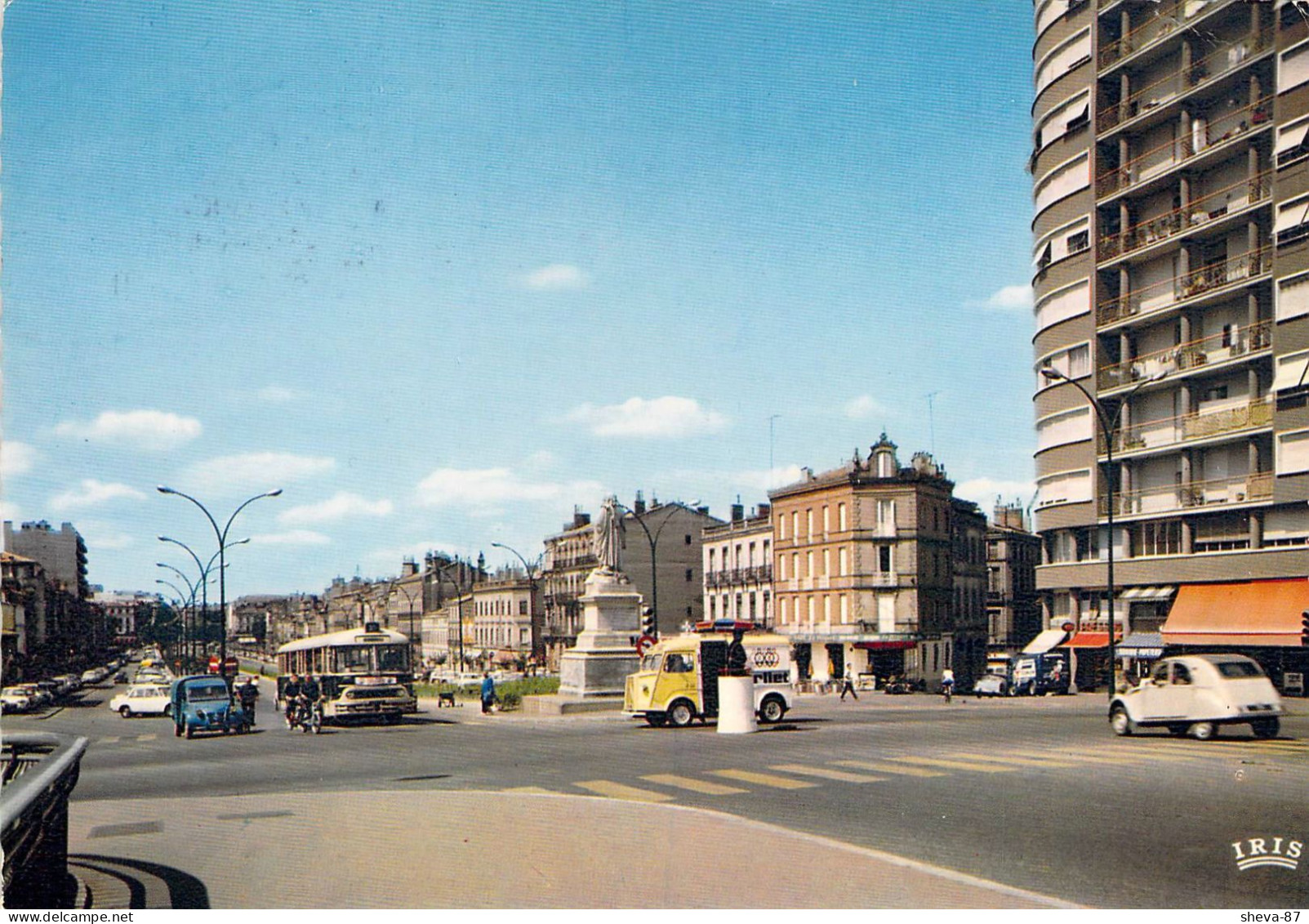 31 - Toulouse - Les Allées Jean Jaurès, Futurs Champs Elysées Toulousains - Au Centre, Statue De Paul Riquet - Toulouse