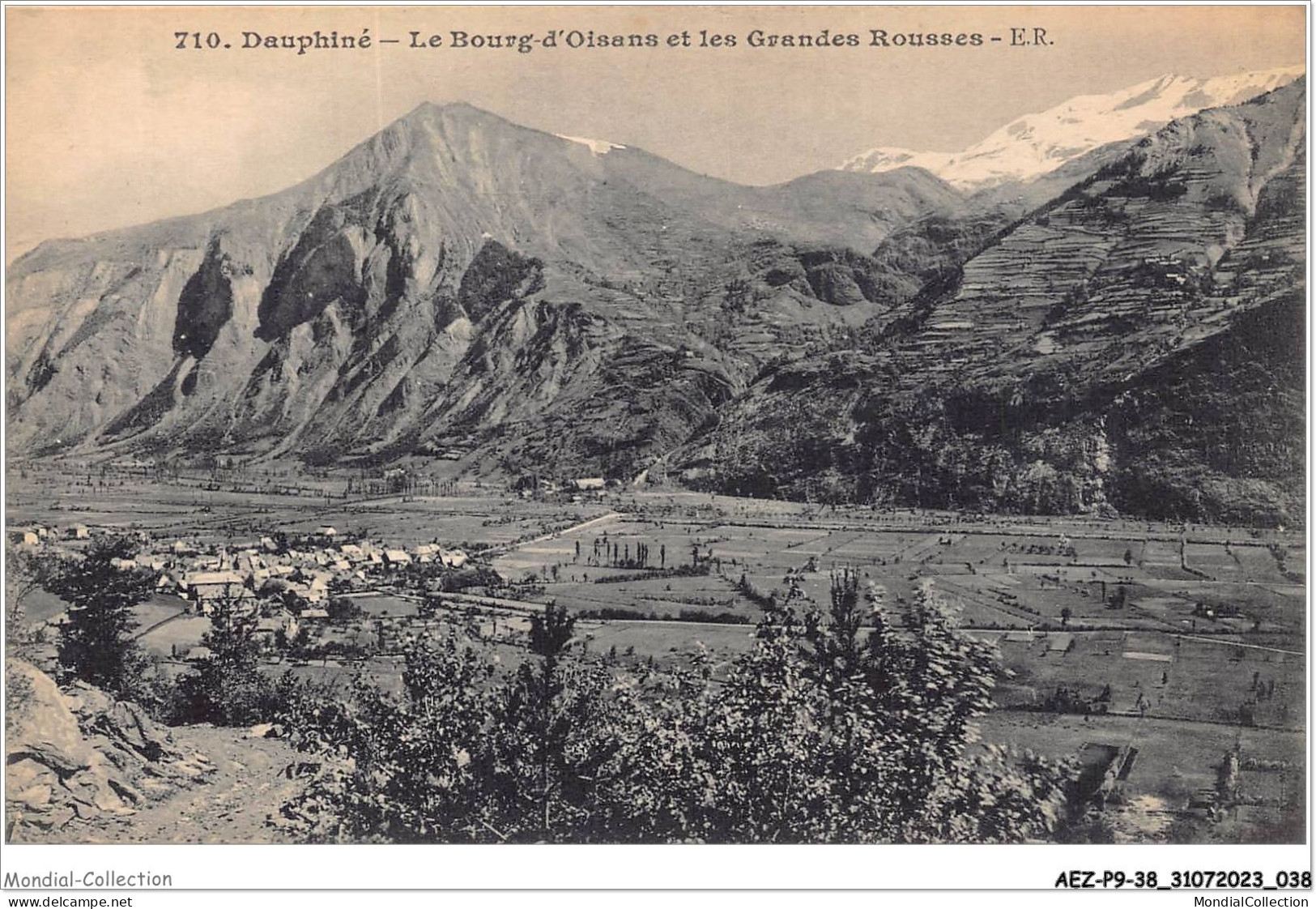 AEZP9-38-0759 - BOURG D'OISANS - Le Bourg-d'oisans Et Les Grandes Rousses  - Grenoble