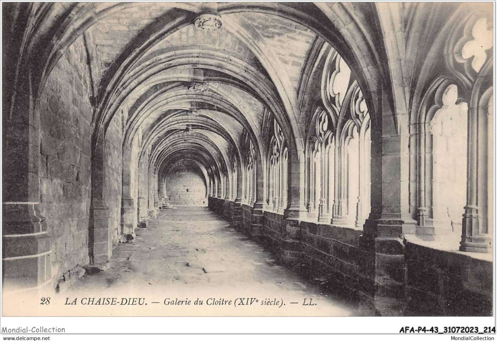 AFAP4-43-0429 - LA CHAISE-DIEU - Galerie Du Cloître - La Chaise Dieu