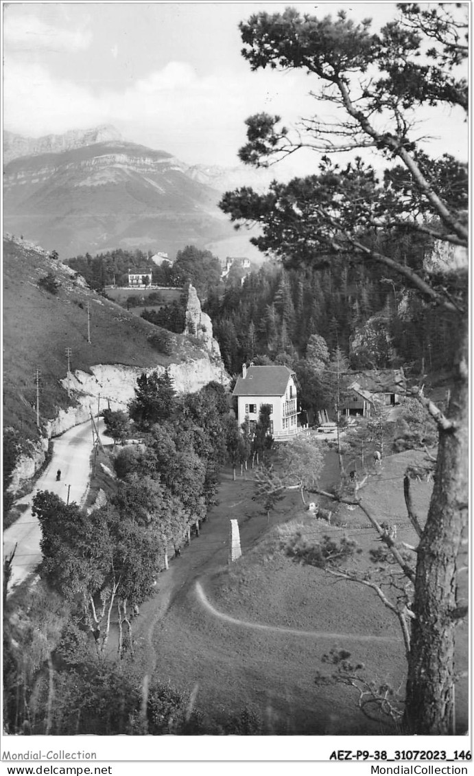 AEZP9-38-0813 - VILLARD-LE-LANS - La Roche Pointue "les Fauvettes" - Au Fond Le Cornation  - Villard-de-Lans