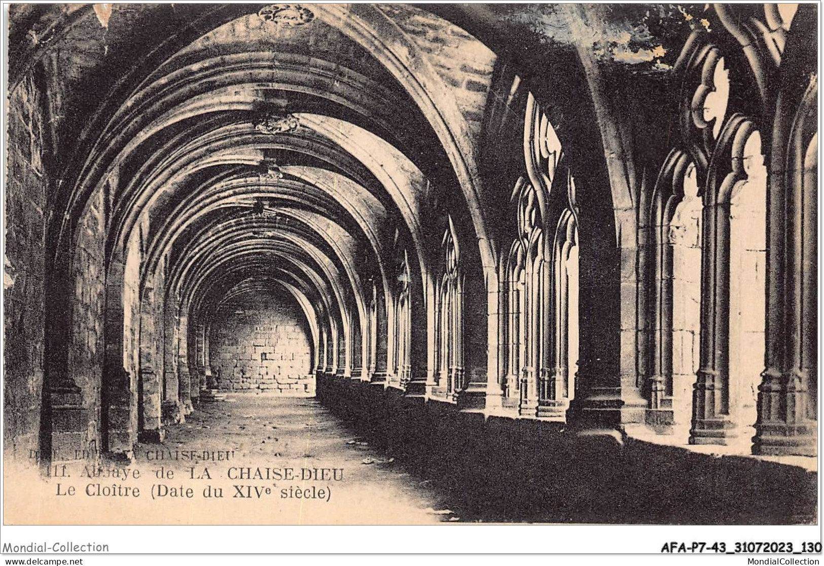 AFAP7-43-0724 - Abbaye De LA CHAISE-DIEU - Le Cloître - La Chaise Dieu