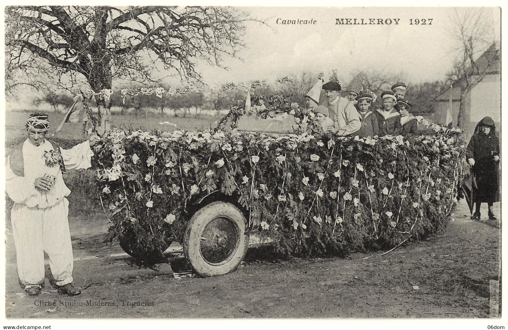 CPA 45 - MELLEROY - Cavalcade De 1927 - Voiture Transformée En Char Avec Enfants - Autres & Non Classés