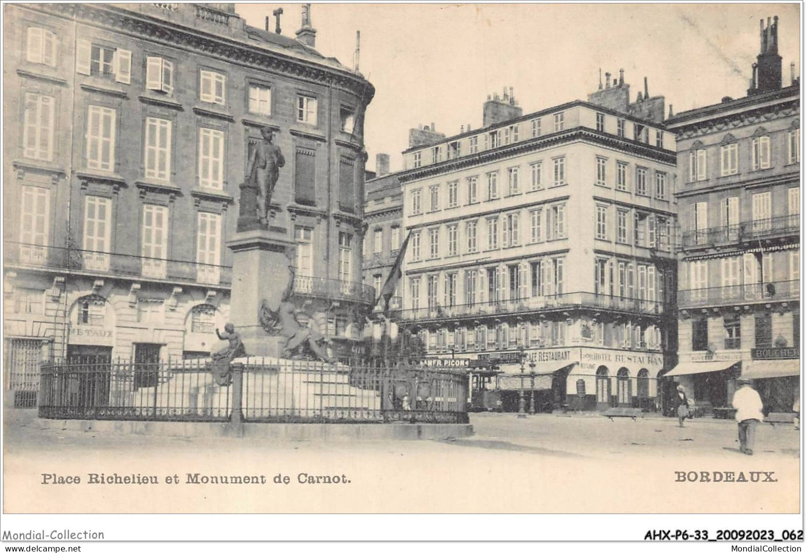AHXP6-33-0633 - BORDEAUX - Place Richelieu Et Monument Carnot  - Bordeaux