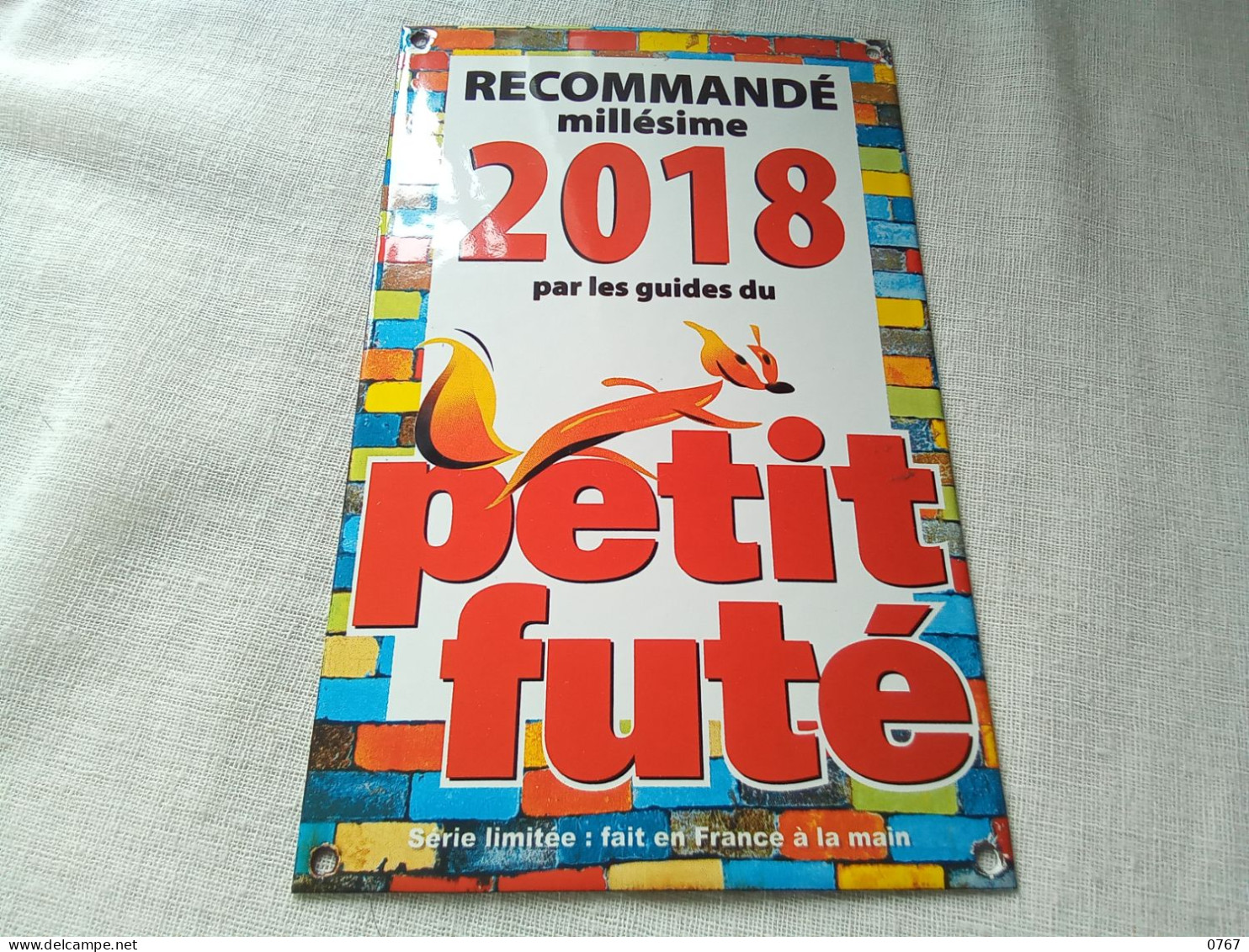 Plaque émaillée Petit Futé 2018 série limitée fabriquer en France a la main ( bazarcollect28 )