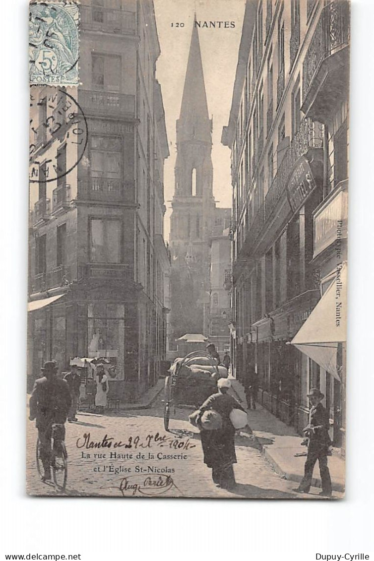 NANTES - La Rue Haute De La Casserie Et L'Eglise Saint Nicolas - Très Bon état - Nantes