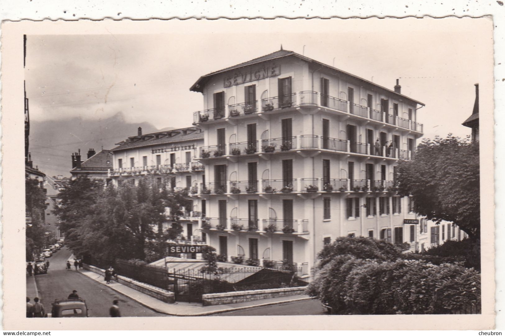 73. AIX LES BAINS. CPA. L'HOTEL DE SEVIGNE.  ANNEES 50 - Aix Les Bains