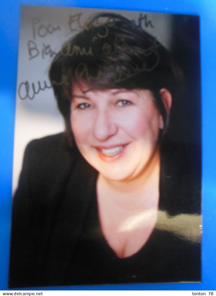 AUTOGRAPHE DE ANNIE GREGORIO SUR PHOTO - Acteurs & Comédiens