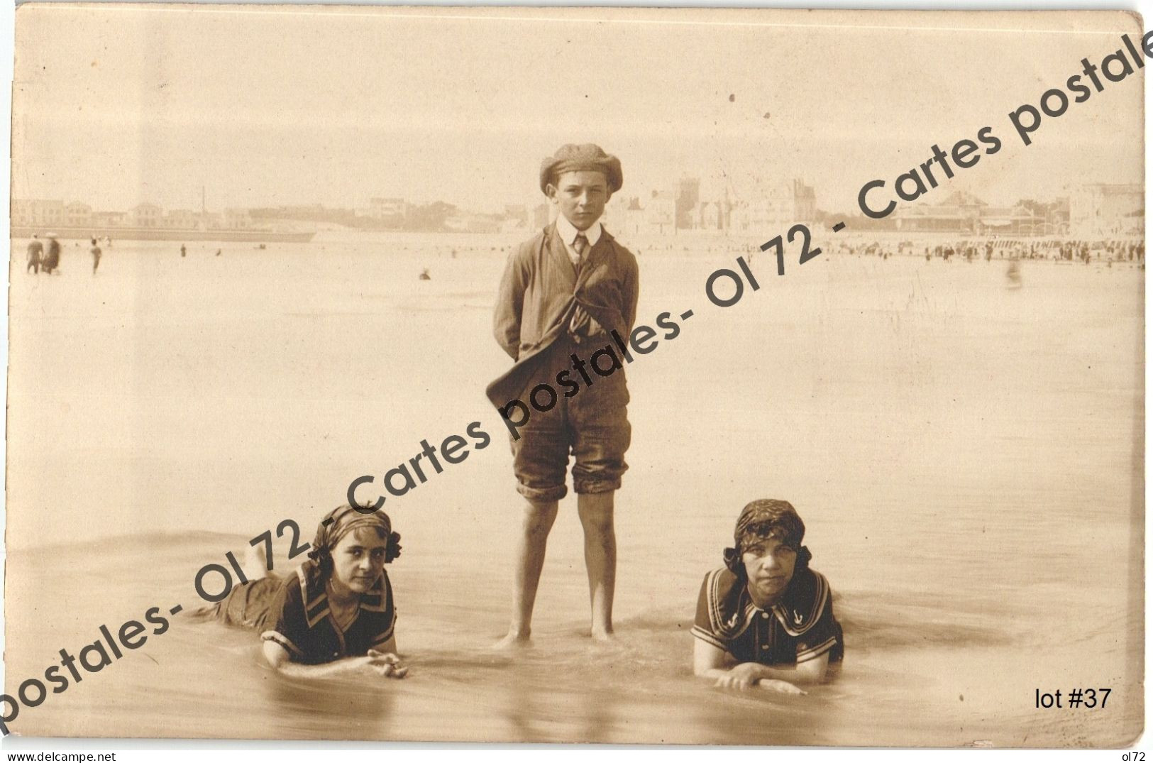 CPA  [85] Vendée > Sables D'Olonne - Photocarte - 3 Jeune Gens Dans La Mer - Belle Composition - Sables D'Olonne