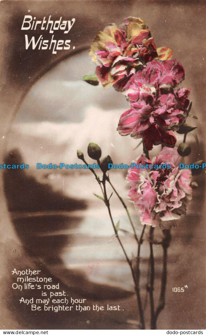 R097608 Greeting Postcard. Birthday Wishes. Flowers - World