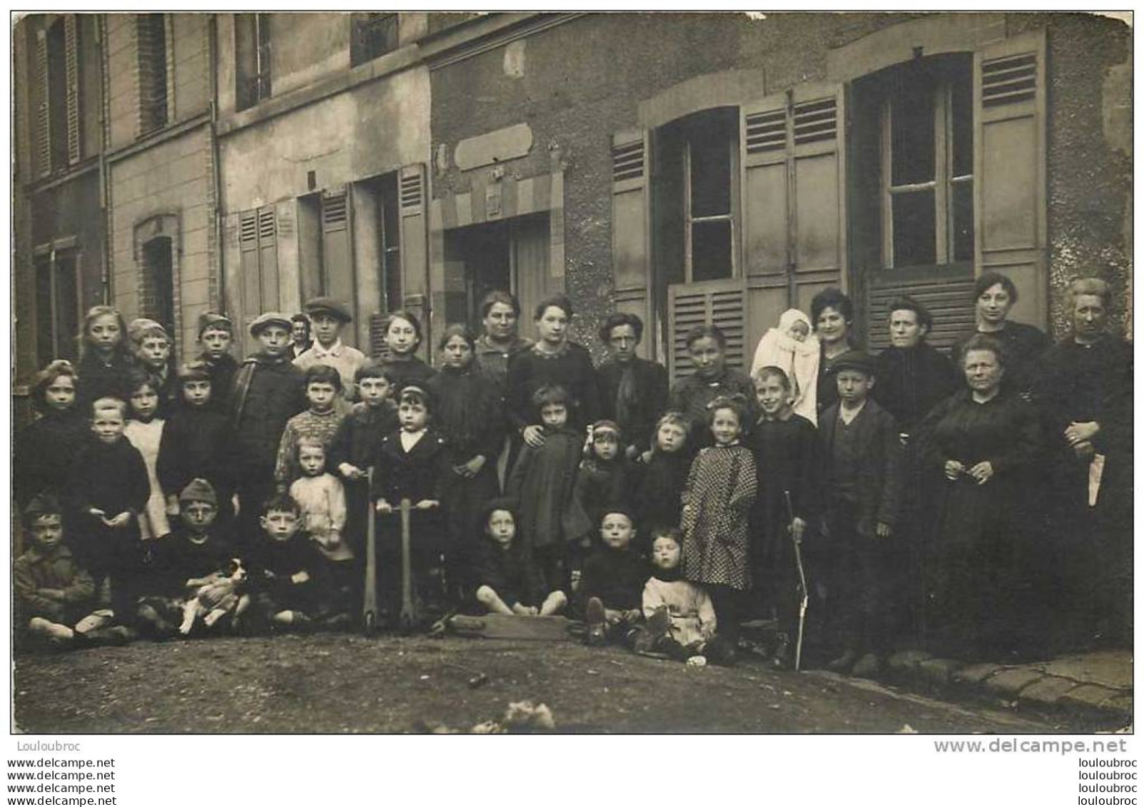 CARTE PHOTO  LIEU NON IDENTIFIE 18 AVRIL 1919 - Zu Identifizieren