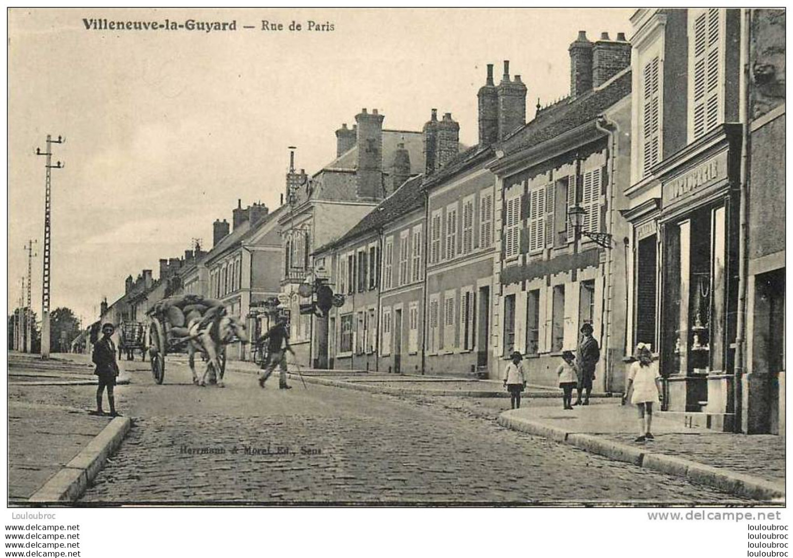 89  VILLENEUVE LA GUYARD RUE DE PARIS AVEC ATTELAGE - Villeneuve-la-Guyard