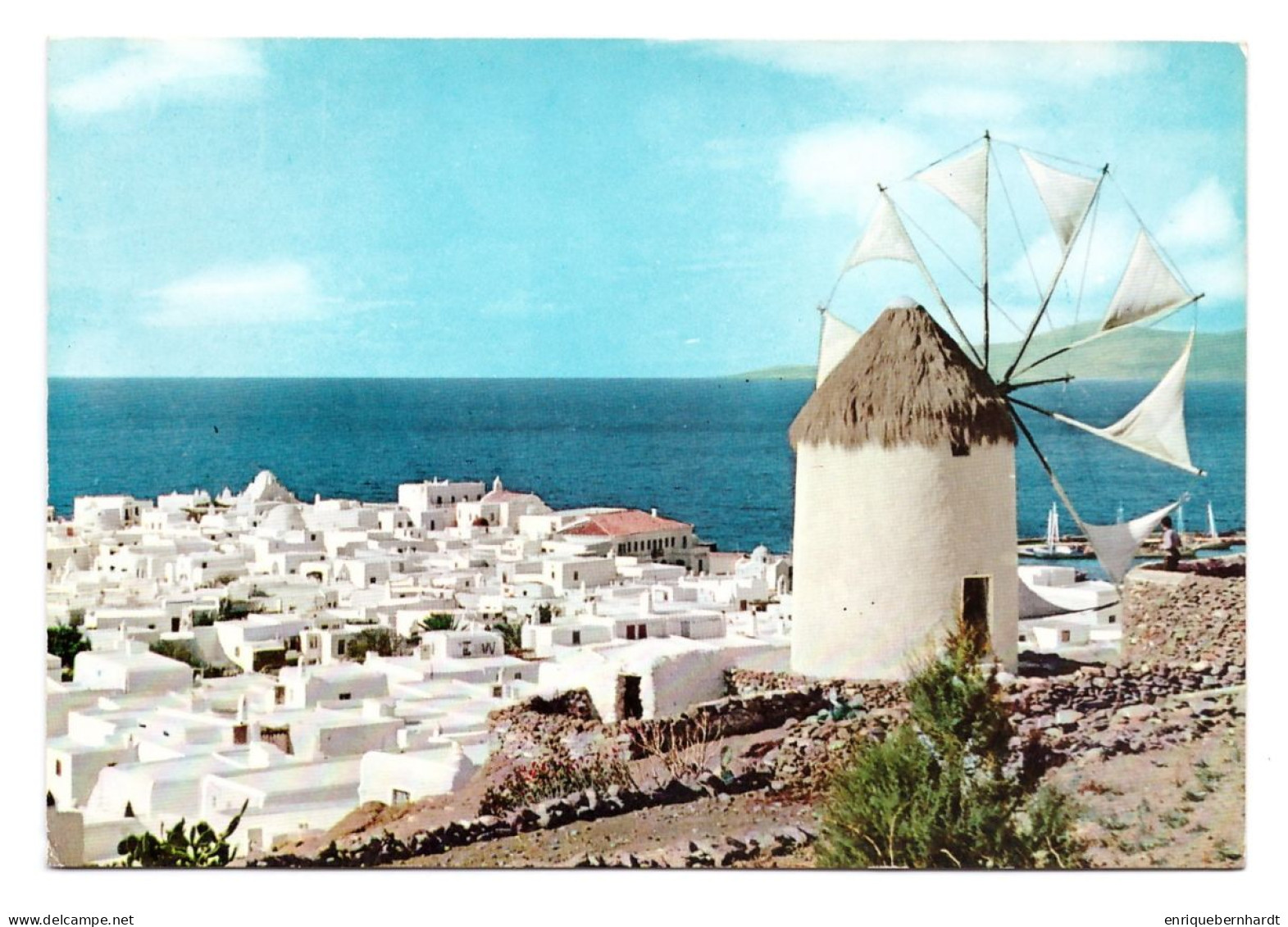 GREECE // ISLAND OF MYKONOS // WIND-MILL - Moulins à Vent