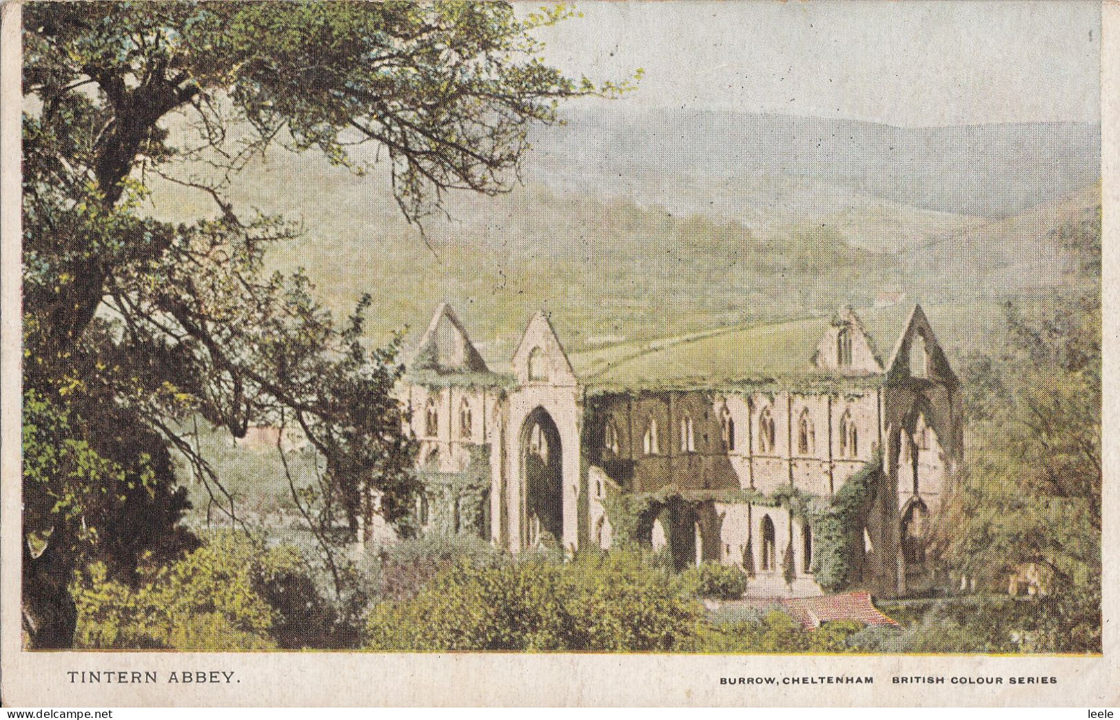 H72. Vintage Postcard. Tintern Abbey, Monmouthshire - Monmouthshire