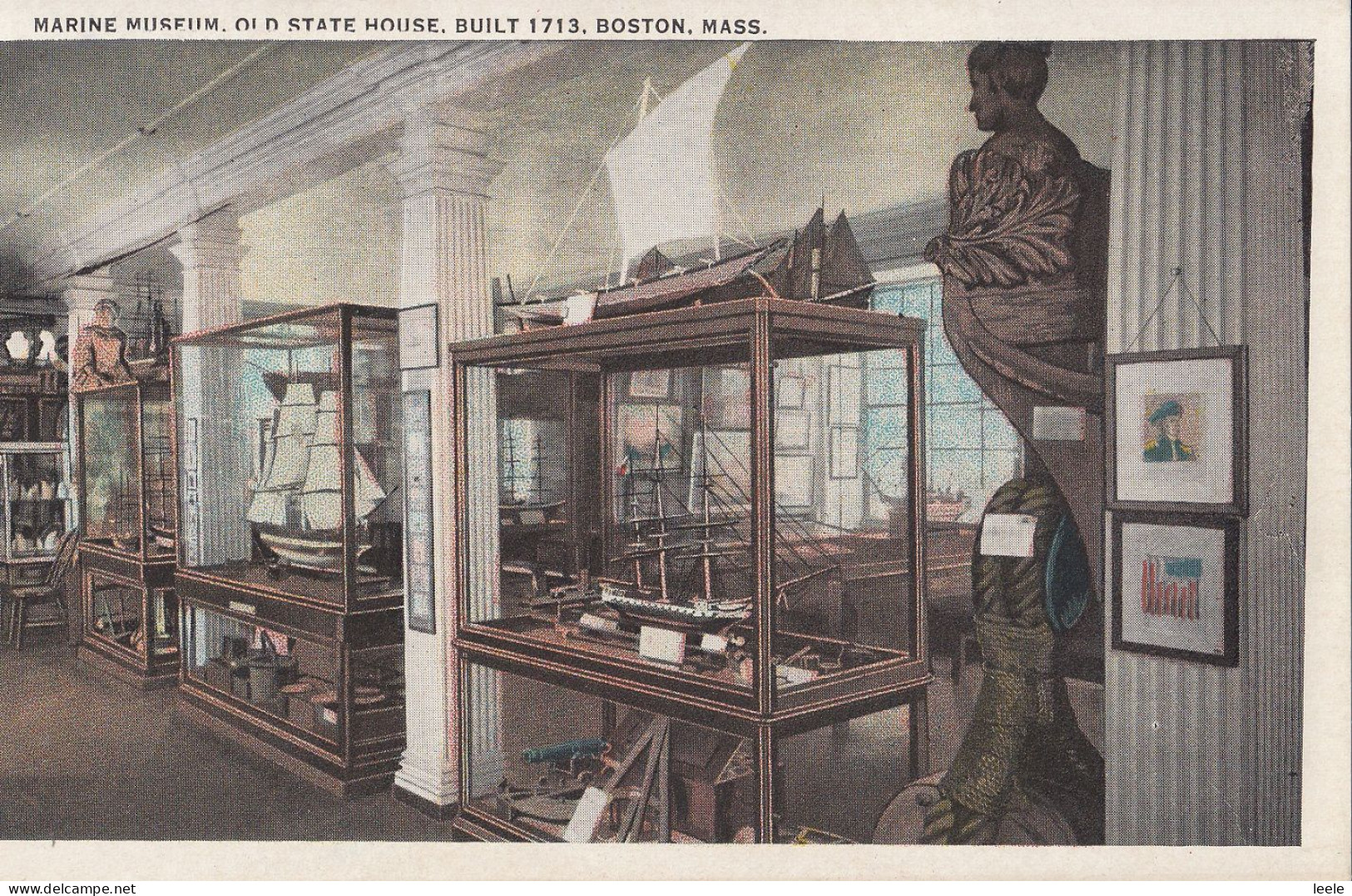 H52. Vintage US Postcard.  Marine Museum. Old State House. Built 1713.Mass. - Boston
