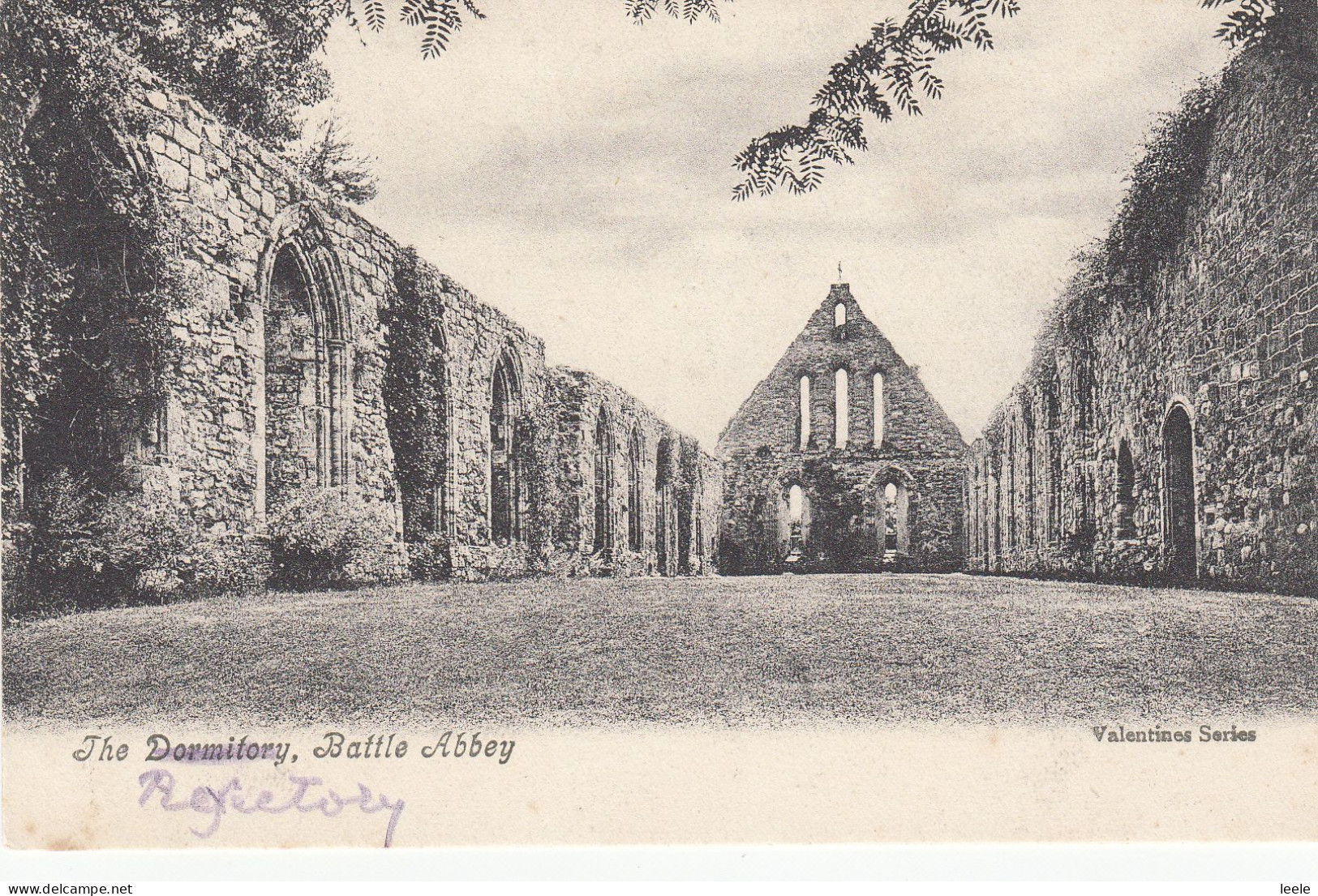 H23. Vintage Postcard.  The Dormitory. Battle Abbey. Sussex. - Other & Unclassified