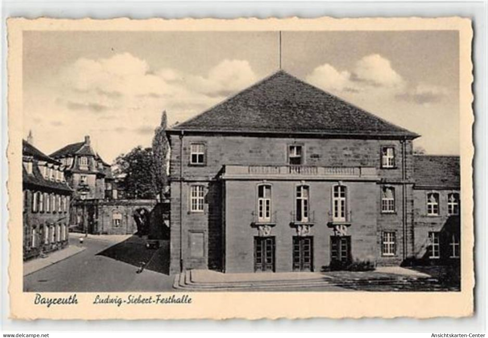 39122811 - Bayreuth. Ludwig-Siebert-Festhalle Gelaufen. Leichter Stempeldurchdruck, Sonst Gut Erhalten - Bayreuth