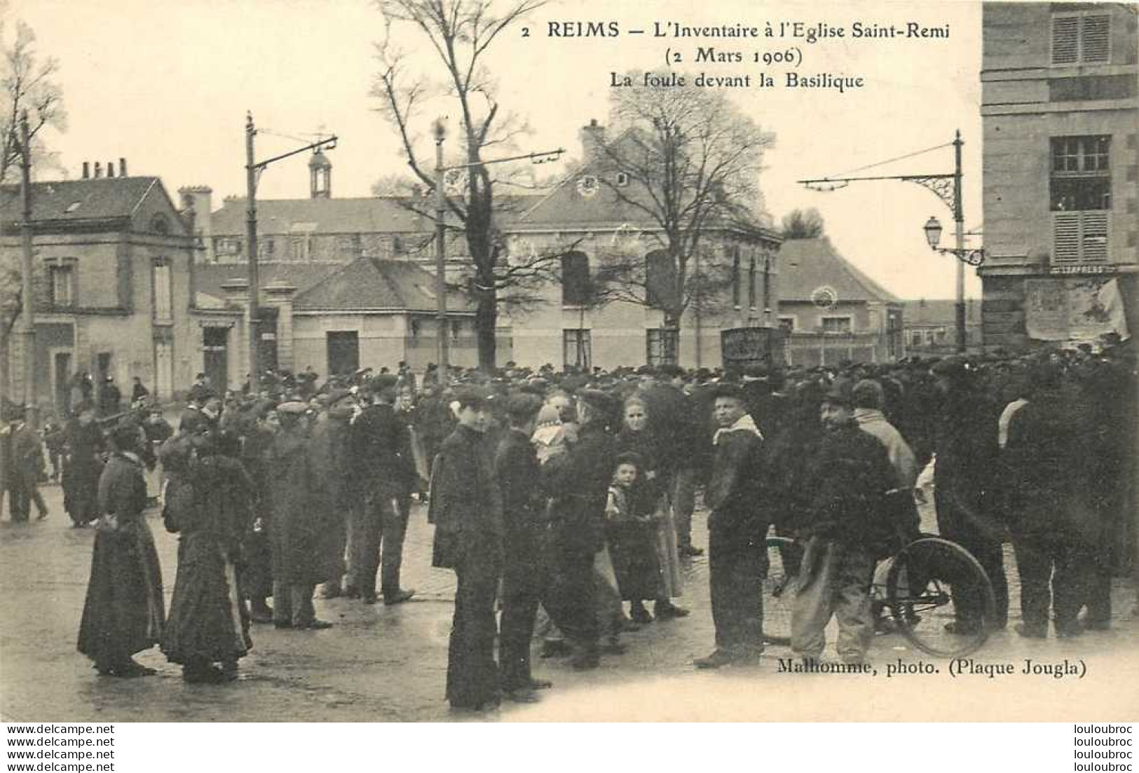 51 REIMS L'INVENTAIRE A L'EGLISE SAINT REMI LA FOULE DEVANT LA BASILIQUE - Reims