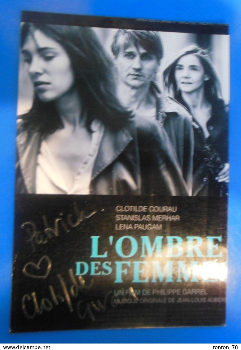 AUTOGRAPHE DE CLOTILDE COURAU SUR PHOTO - Actors & Comedians