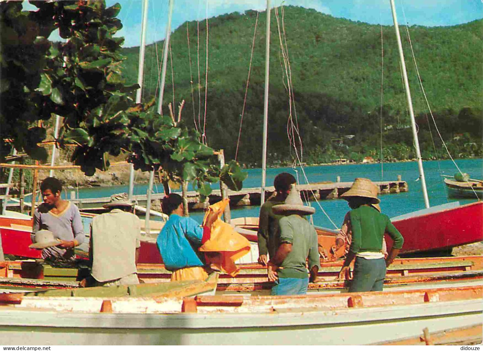Martinique - Sainte Luce - Pêcheurs Sur Le Port - CPM - Voir Scans Recto-Verso - Andere & Zonder Classificatie