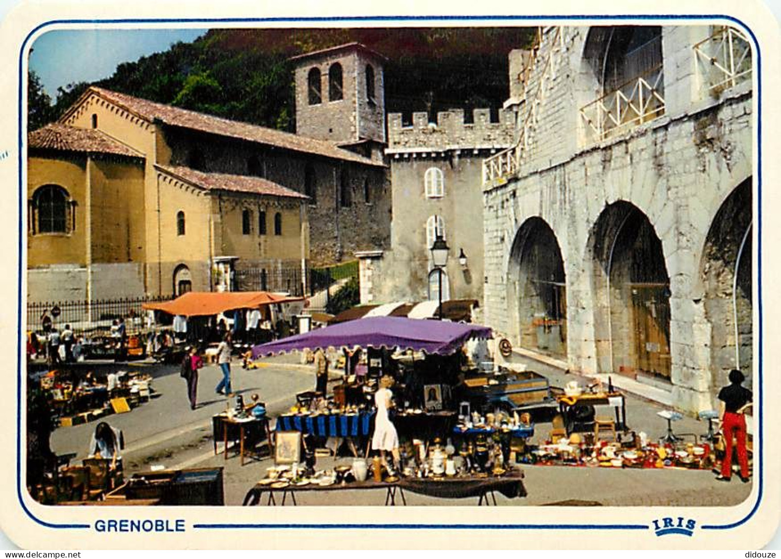 Marchés - Grenoble - Le Marché Aux Puces Du Quartier Saint-Laurent - CPM - Voir Scans Recto-Verso - Marktplaatsen