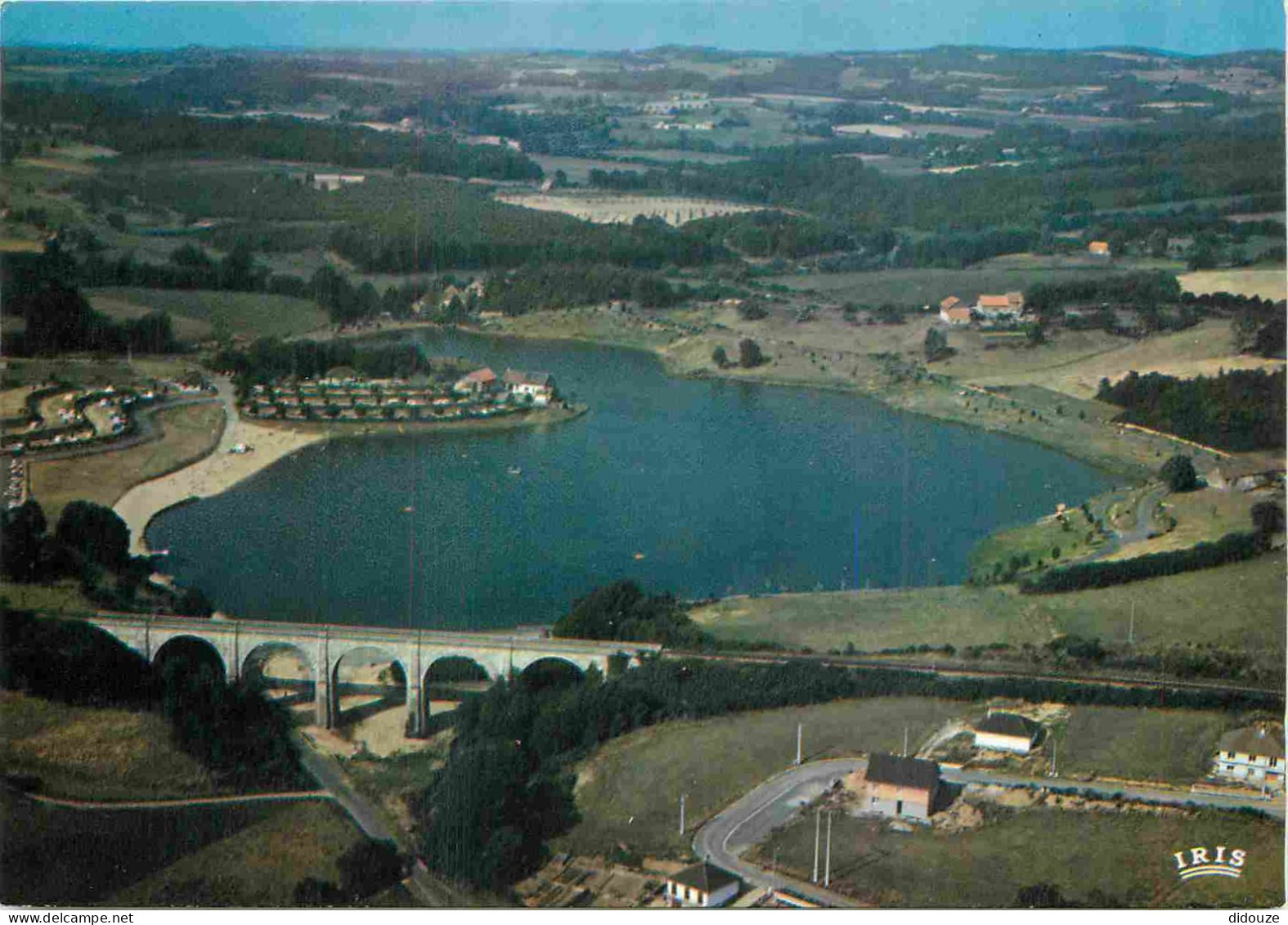 87 - Saint Yrieix La Perche - Le Camping Et Le Plan D'eau Vus Du Ciel - Vue Aérienne - CPM - Carte Neuve - Voir Scans Re - Saint Yrieix La Perche