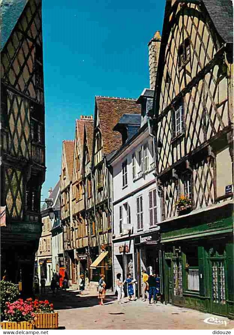 18 - Bourges - La Rue Mirebeau - Carte Neuve - CPM - Voir Scans Recto-Verso - Bourges