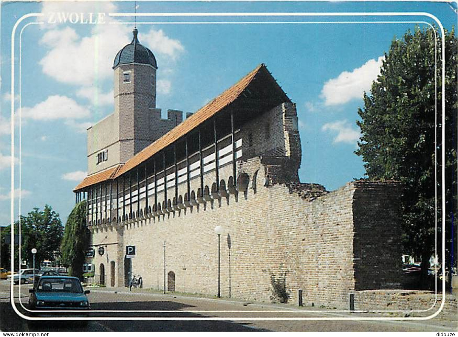 Pays-Bas - Nederland - Zwolle - Pletterstraat Met Stadsmuur En Pelsertoren - CPM - Voir Scans Recto-Verso - Zwolle