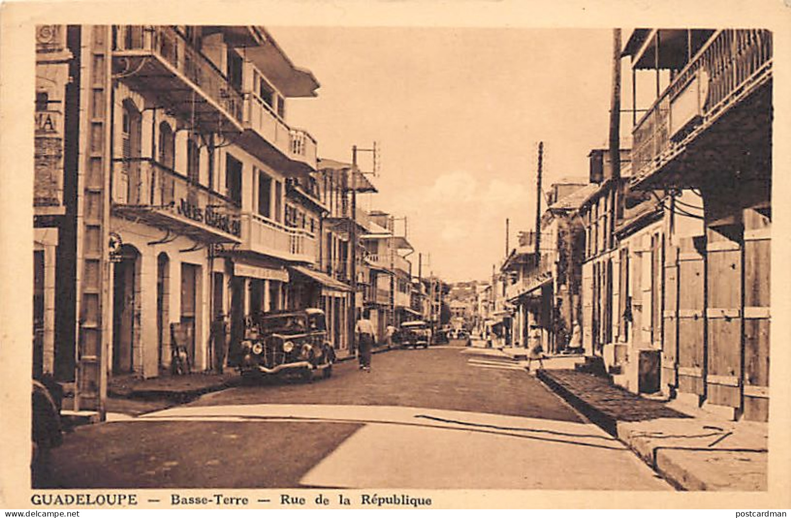 Guadeloupe - BASSE-TERRE - Rue De La République - Ed. Catan  - Basse Terre