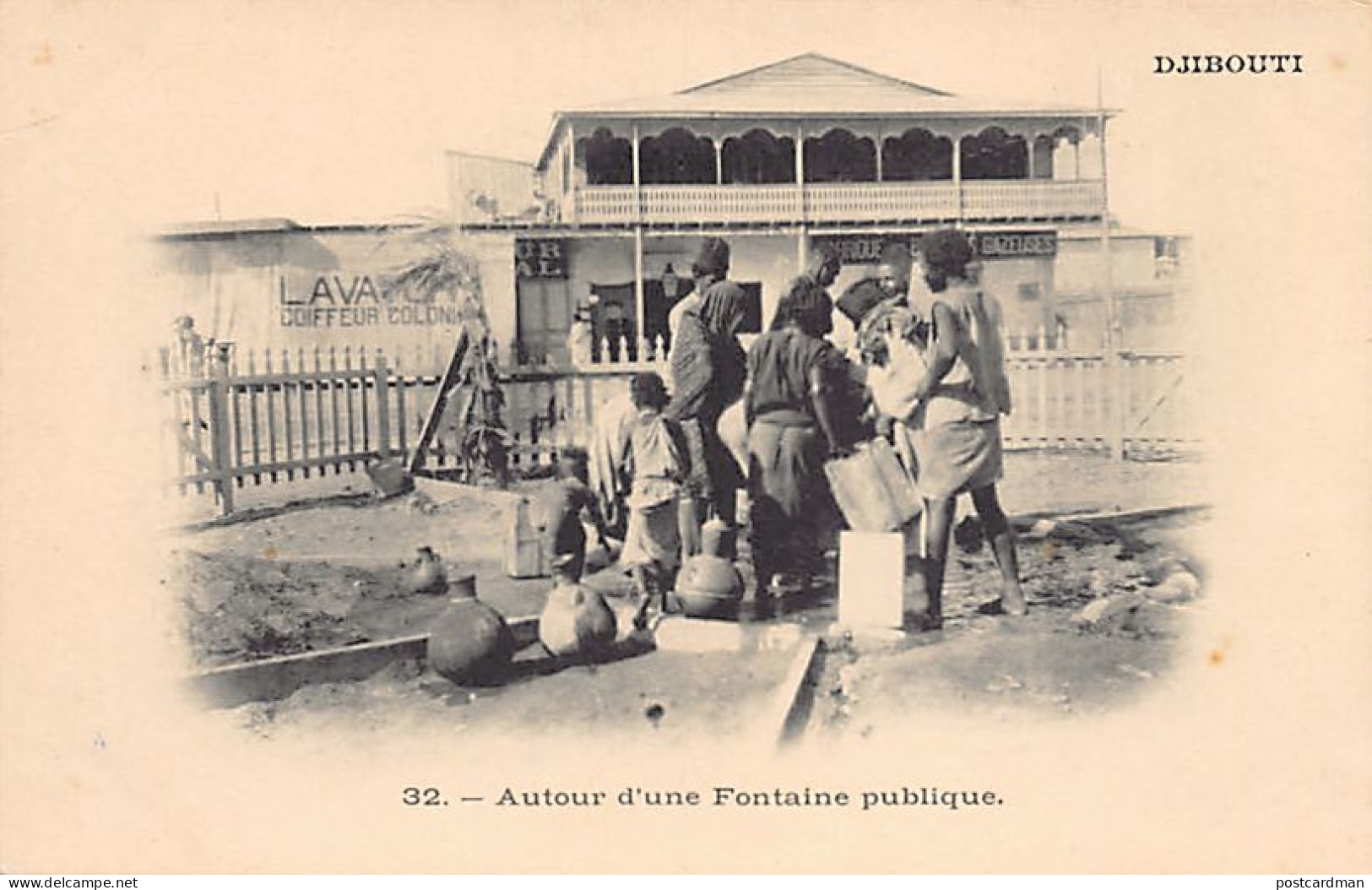 DJIBOUTI - Autour D'une Fontaine Publique - Ed. Inconnu 32 - Dschibuti