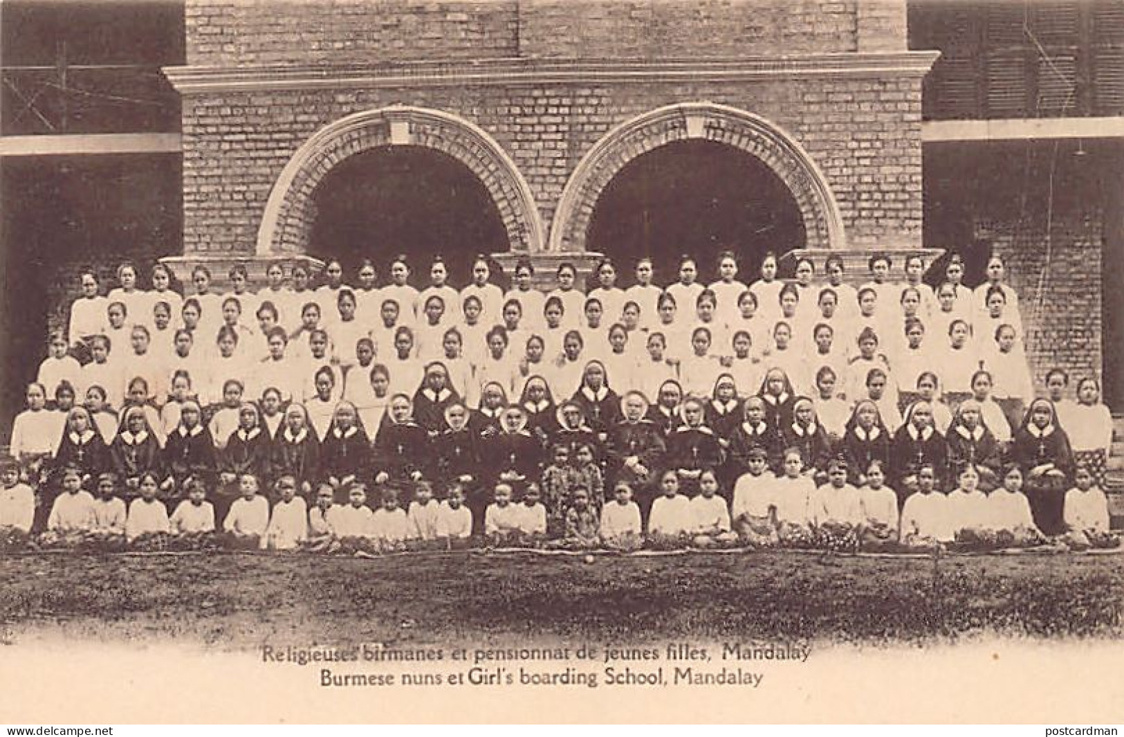 MYANMAR Burma - MANDALAY - Burmese Nuns And Girls' Boarding School - Publ. Foreign Missions Of Paris, France - Myanmar (Burma)