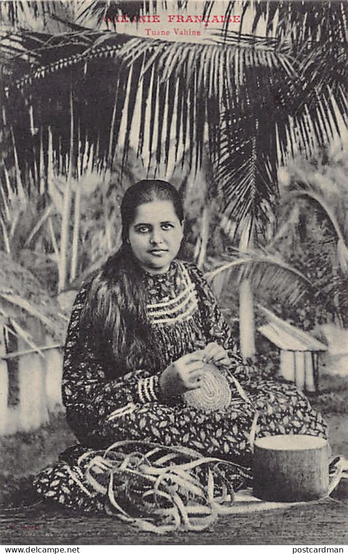 Polynésie - Tuane Vahiné, Femme Polynésienne Faisant Des Paniers - Ed. F. Homes  - Polynésie Française