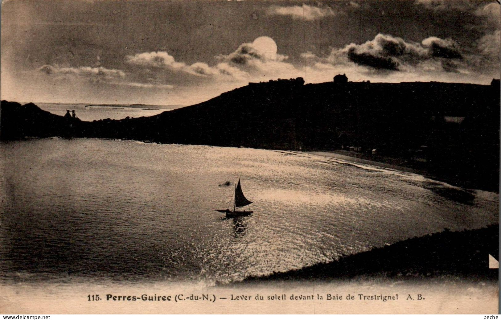 N°3178 W -cpa Perros Guirec -levée Du Soleil Devant La Baie De Trestrignel- - Perros-Guirec