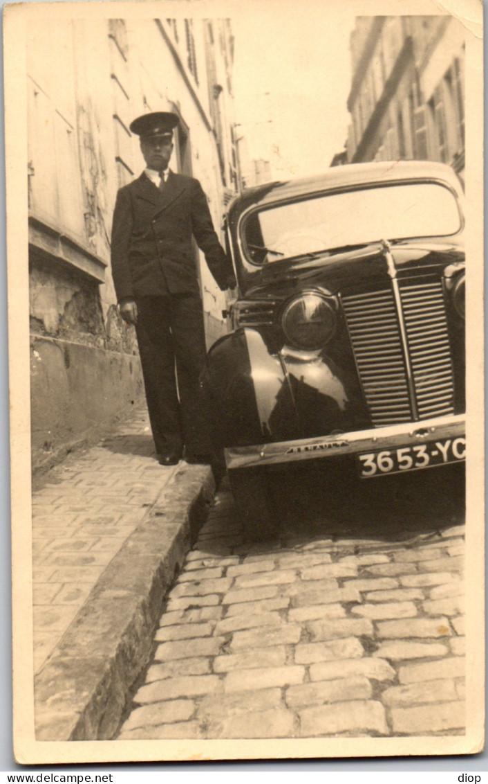 Photographie Photo Vintage Snapshot Amateur Automobile Voiture Auto Chauffeur - Cars