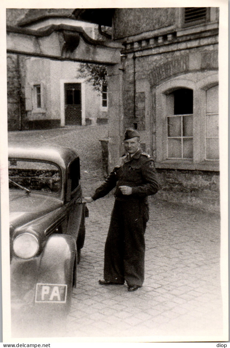 Photographie Photo Vintage Snapshot Amateur Automobile Voiture Auto Militaire - Cars