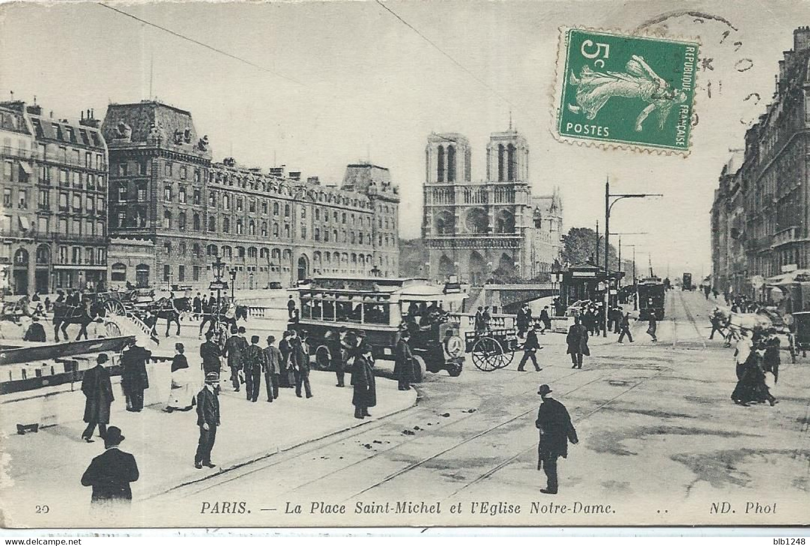 CH 75 Paris La Place Saint Michel Et L' Eglise Notre Dame - Squares