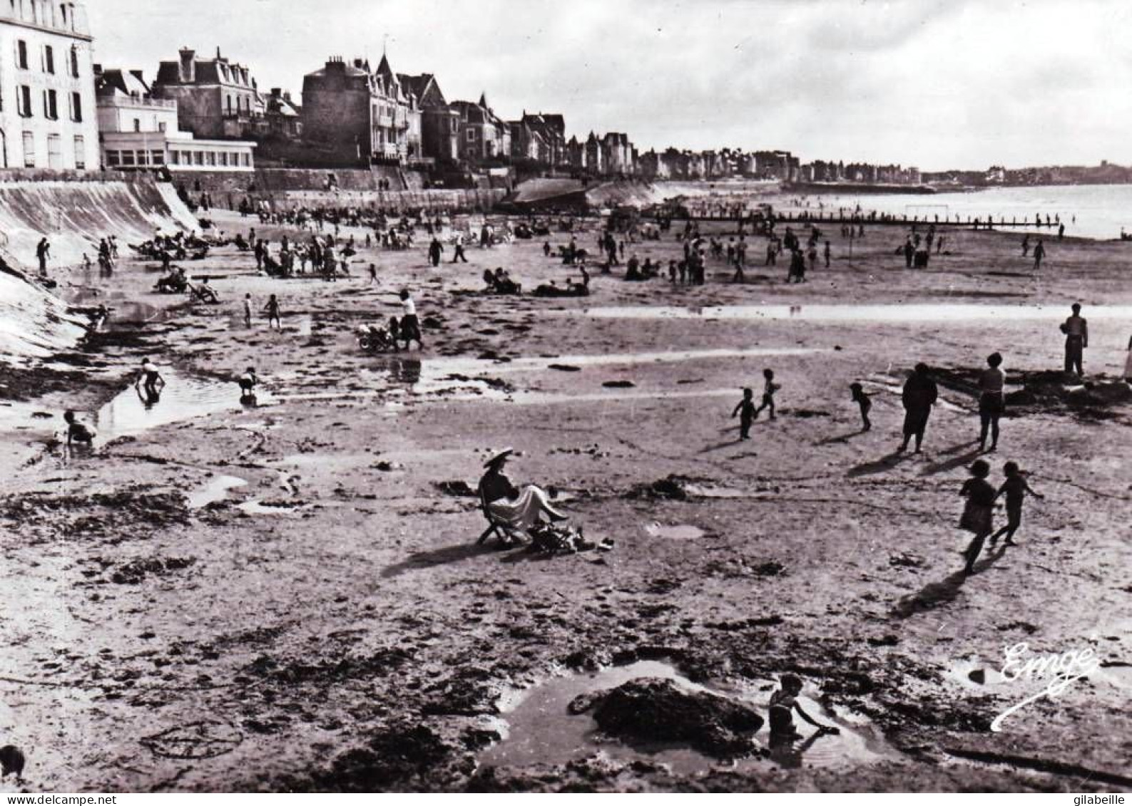 35 - Ille Et Vilaine - De PARAME A SAINT MALO - La Plage Et La Digue - Parame