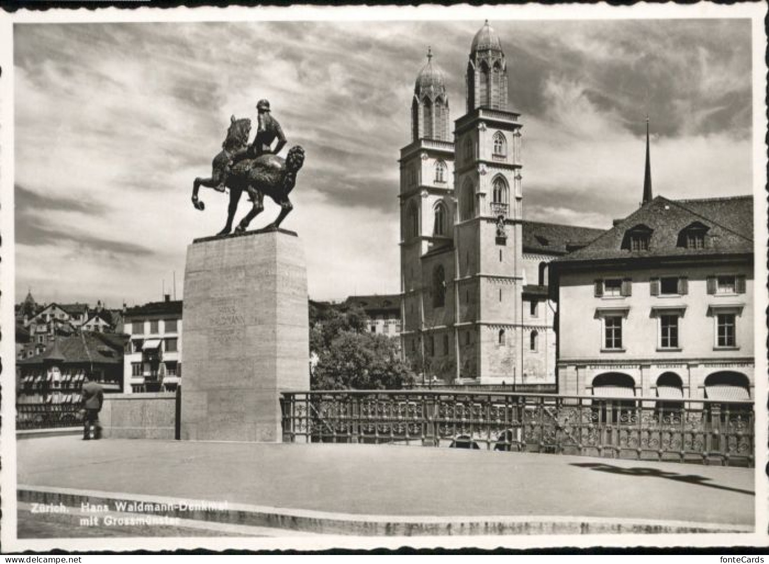 10815732 Zuerich Zuerich Hans Waldmann Denkmal Grossmuenster * Zuerich - Other & Unclassified