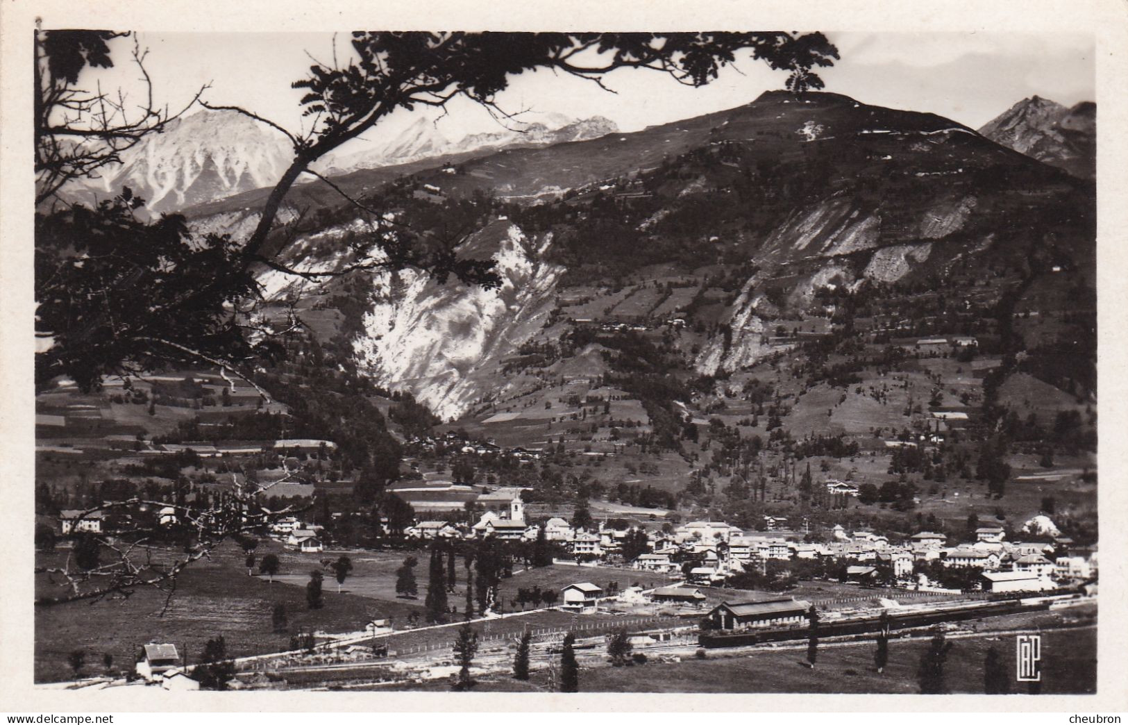 73. BOURG ST MAURICE. CPA. PANORAMA.  ANNEES 50+ TEXTE - Bourg Saint Maurice