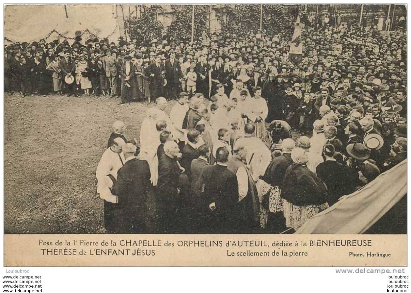 75 PARIS POSE DE LA PREMIERE PIERRE DE LA CHAPELLE DES ORPHELINS D'AUTEUIL - Paris (16)