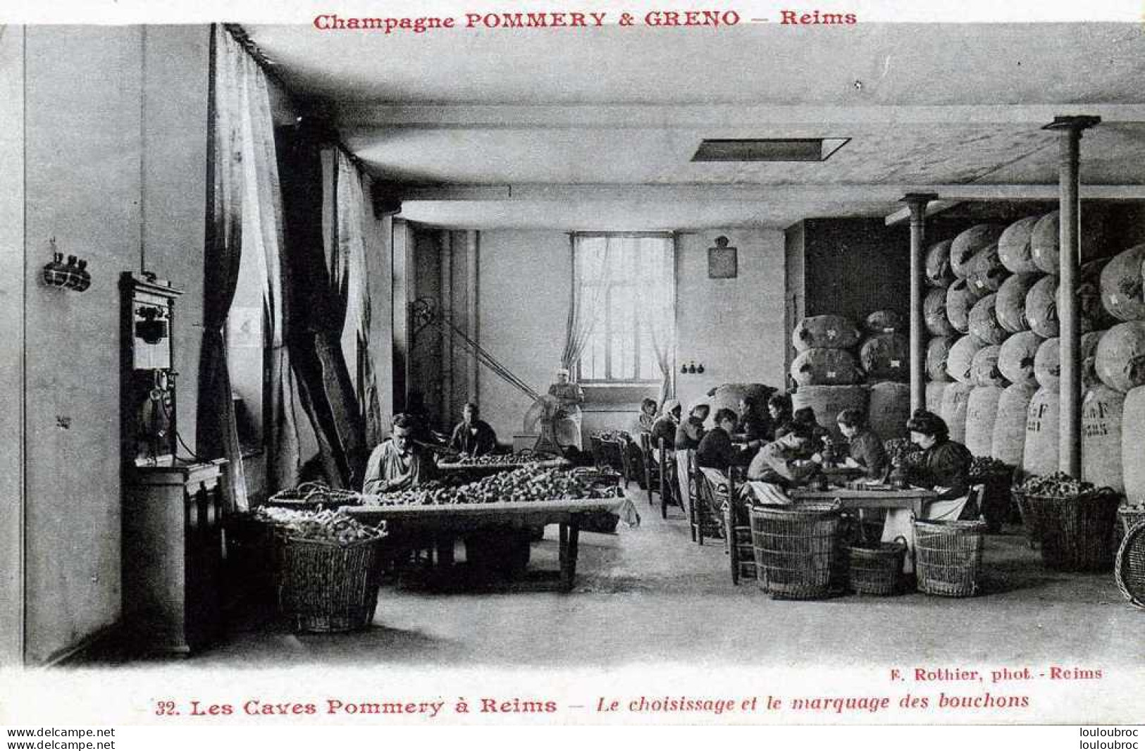 51 CHAMPAGNE POMMERY ET GRENO REIMS LE CHOISISSAGE ET LE MARQUAGE DES BOUCHONS - Weinberge